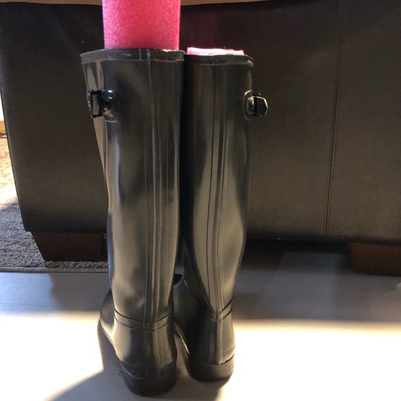 HUNTER Rain Boots - Picture 4 of 5